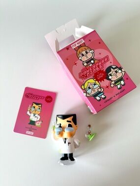 POP MART CRYBABY x Powerpuff Girls Figure Professor Utoniun